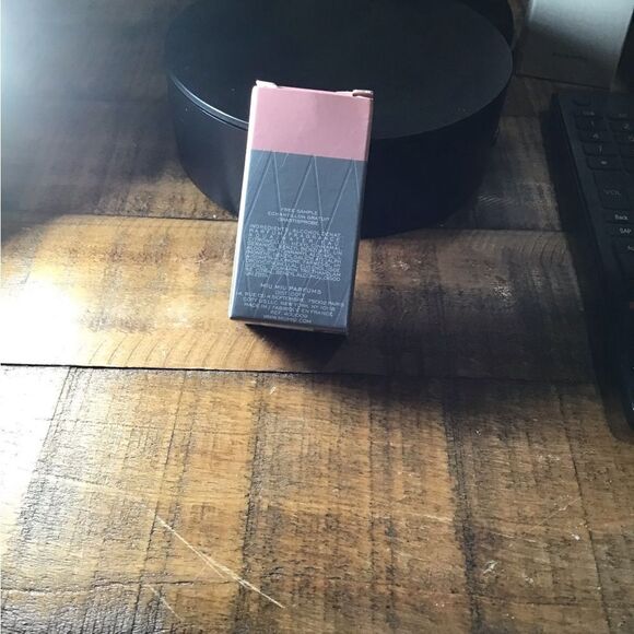 Miu Miu Mini 0.25 oz perfume - Picture 2 of 5